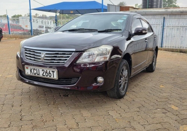 TOYOTA PREMIO