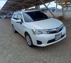 Toyota fielder hybrid