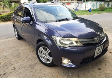 Toyota  fielder
