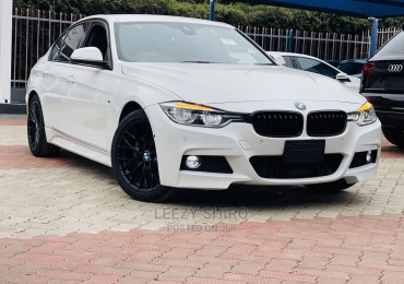 BMW 320i