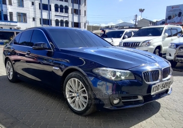 BMW 523i