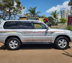 Toyota Land Cruiser 100 Series